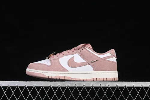 All categories Nk SB Dunk series Nk SB Dunk Low low-top sneakers Nike SB Dunk Low Year of the Horse pink and white low-top casual sneakers IB4417-102
